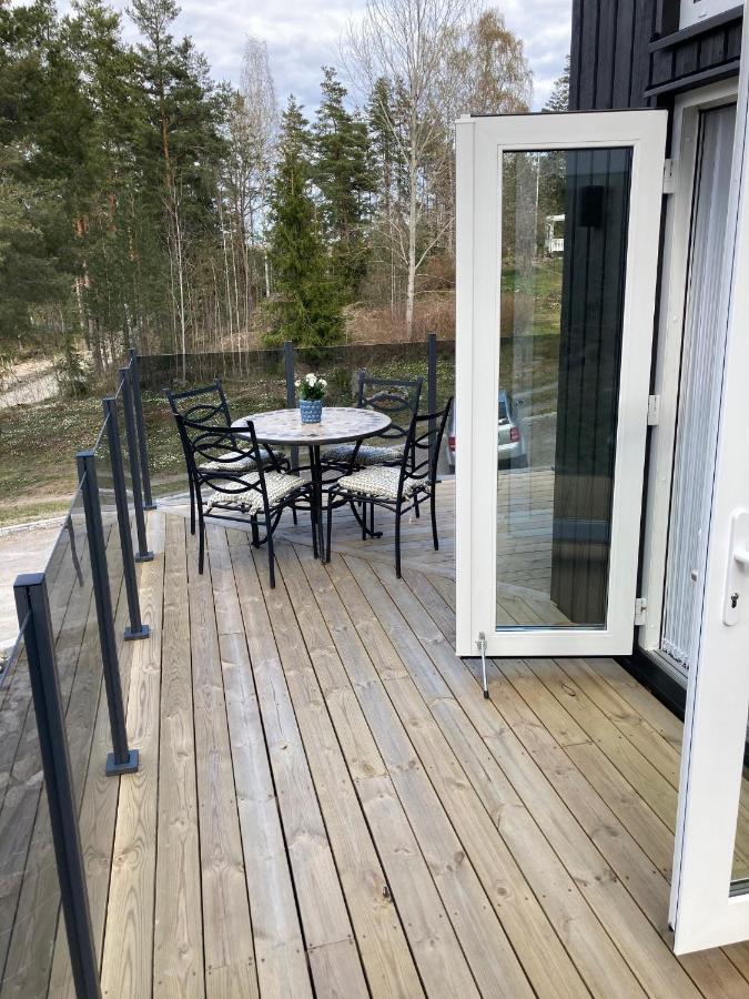 Cabin In The Woods, Close To Lake Maelaren Eskilstuna Exterior foto